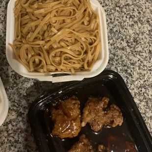 H8 Crispy Beef with Lo Mein Small
