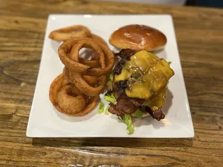 Craft 60 Taphouse & Grill