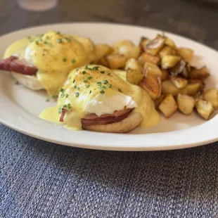 Eggs Benedict