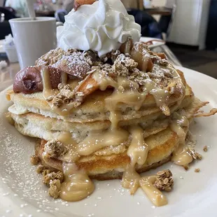 Caramel apple crunch pancakes