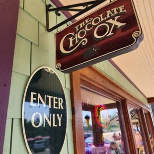 the entrance to the chocolate ox