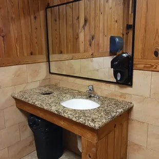 Clean sink