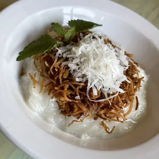 ramen and noodles, food