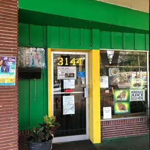 the front of a restaurant