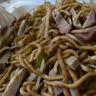 Chow mien , they done make em like this anymore