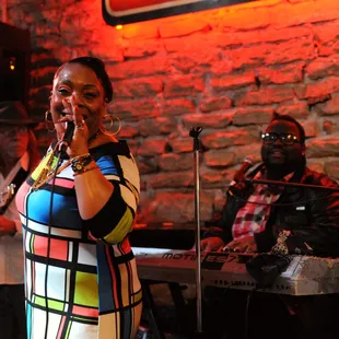 Tish &amp; The Mizzbehavin Band EVERY Sat night at The Chuggin Monkey