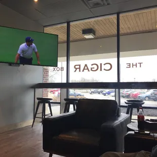 The Masters on TV at The Cigar Box