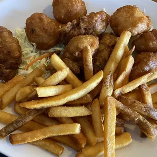 4 Oysters and 4 Scallops Combo Platter