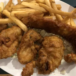 4 Oysters and Fish Combo Platter