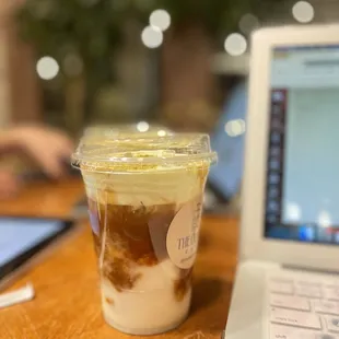 pistachio cream latte w coconut milk :)