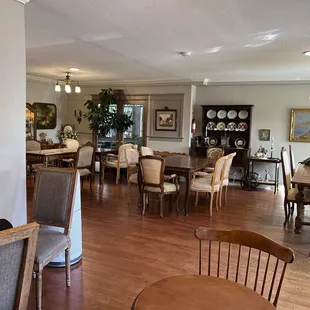 Some of the places to eat inside of the cafe