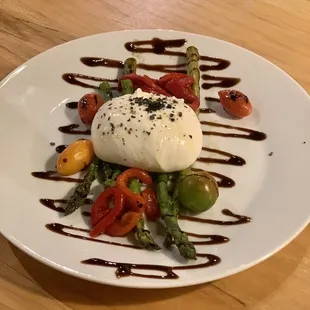 Burrata &amp; Asparagus
