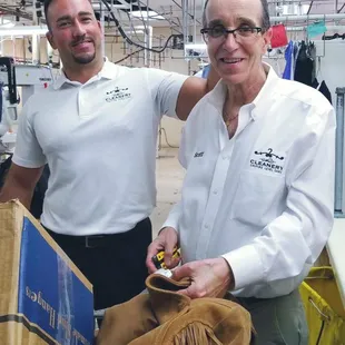 Randy "helping" Scott Mark-in leather. :)