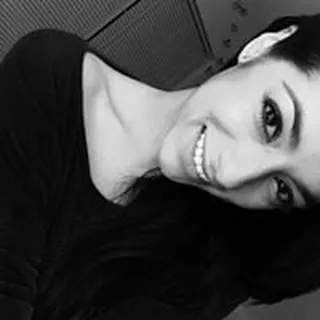 Lauren R.