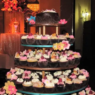 wedding tier- 7 different flavors