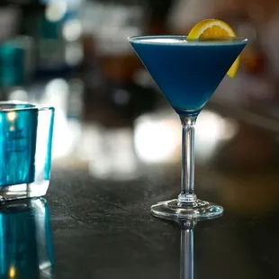 CLIFF HANGER MARTINI