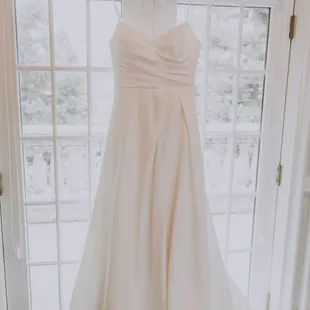 Bride suite with tons of natural light!