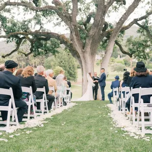 Oak Lawn Ceremony