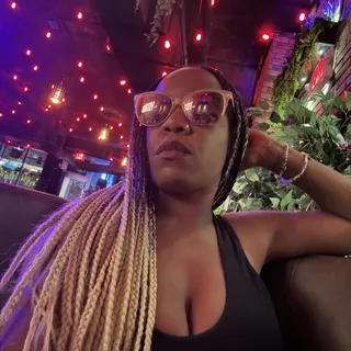 Andi T.