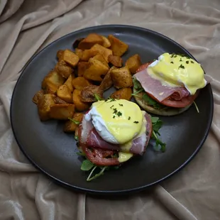 Eggs Benedict