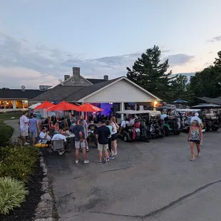 Outdoor music event at The Clubhouse at Canewood