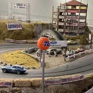 Small gauge model race track