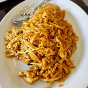 Chicken Pad Thai