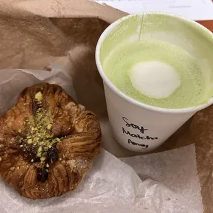 Honey pistachio kougin aman (left), soy matcha latte (right)