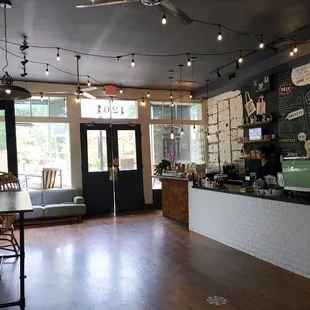 Shop is spacious without tables! Easy order to go. (during covid time 5/2021)