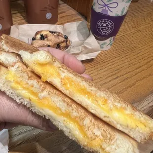 Homestyle grilled cheese