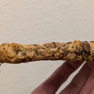 @endoedibles on Instagram 07/26/24
 
 Brown Butta Oatmeal Cookie