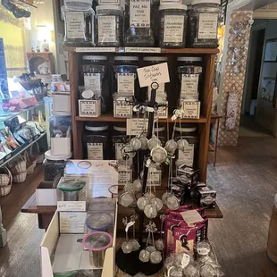 So many tea flavors.