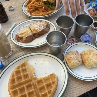 Buttermilk Biscuits (2)