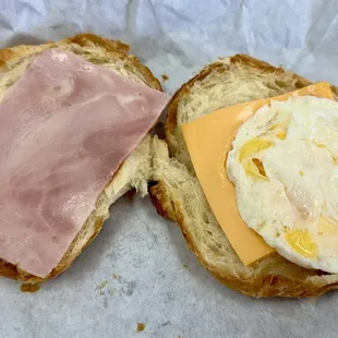 Breakfast sandwich