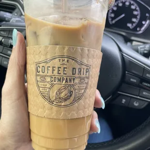 20 Oz, Iced Coffee Expresso with Almond Milk and Vanilla cream.