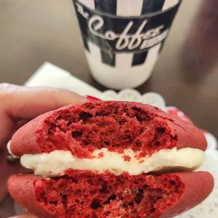 Red velvet whoopie