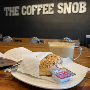 Brunch with a book