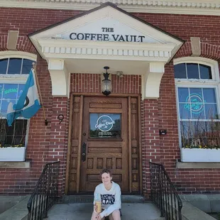 Coffee, my baby girl and the Coffee Vault