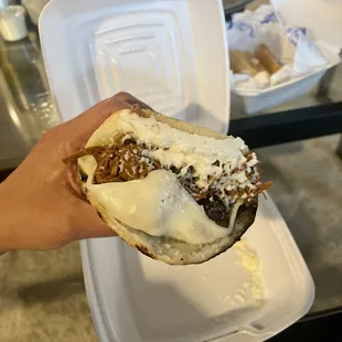 Ropa Vieja Arepa