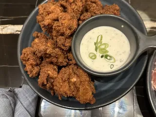 The Lookout Lounge & Bar