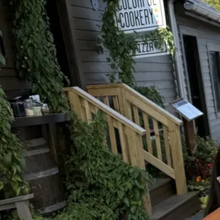 ramen and noodles, outside