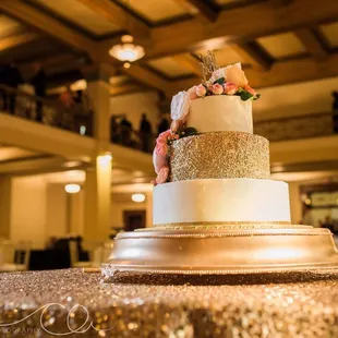 Beautiful cake for a beautiful space