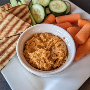 Hummus Plate