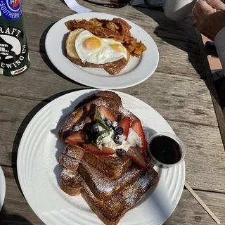 Cloud Toast And Egg