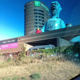 Zombie pub crawl seven corners