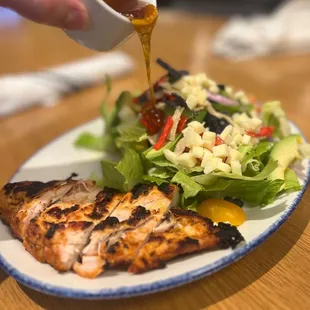 Cali Salad with Grilled Chicken