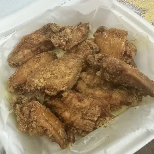 Lemon pepper, all flats. They were fresh, hot, on time and VERY TASTY! Service was excellent too! I will return.