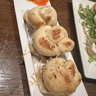 Garlic Knot Chicken Parmesan Sliders