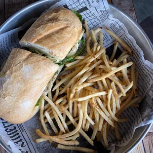 Chicken pesto sandwich