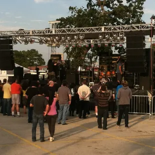 Outside stage for Yngwie Malmsteen!!